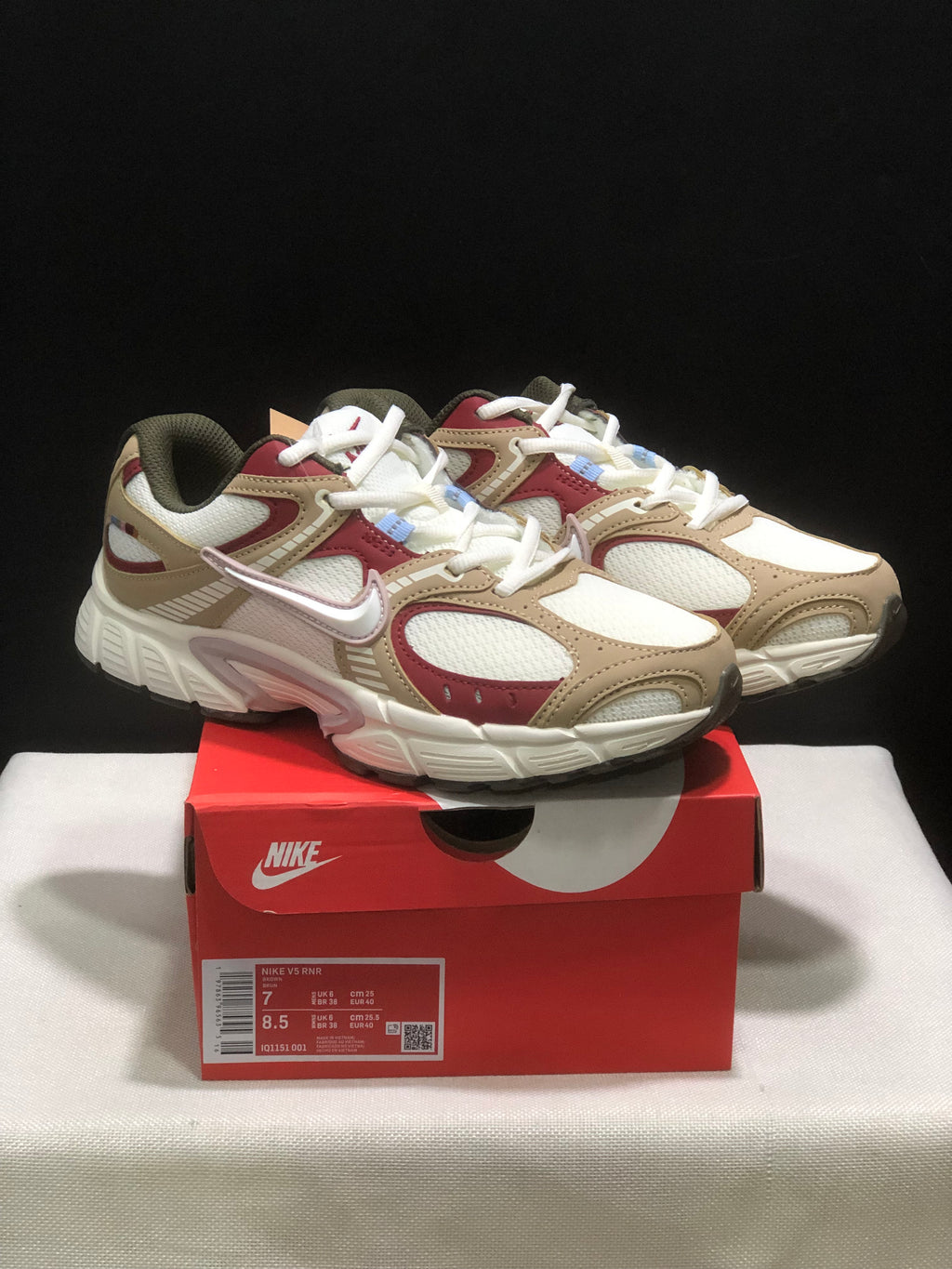 Nike V5 RNR branco/vermelho/bege