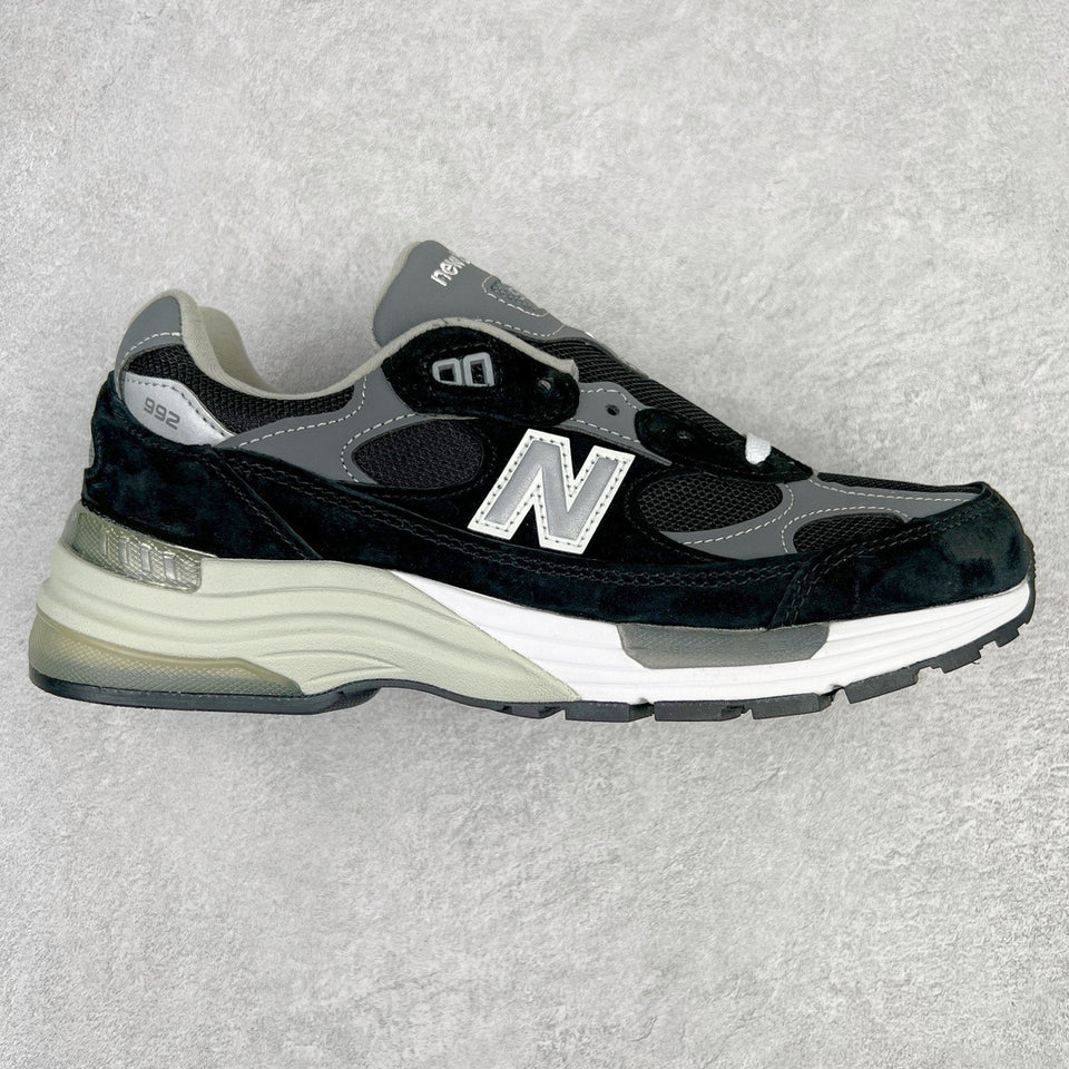 NEW BALANCE 992 Black