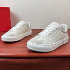 Tênis Ferragamo Gancini com detalhe em camurça Branco