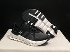 Tênis On Cloudrunner 2 Preto/Branco
