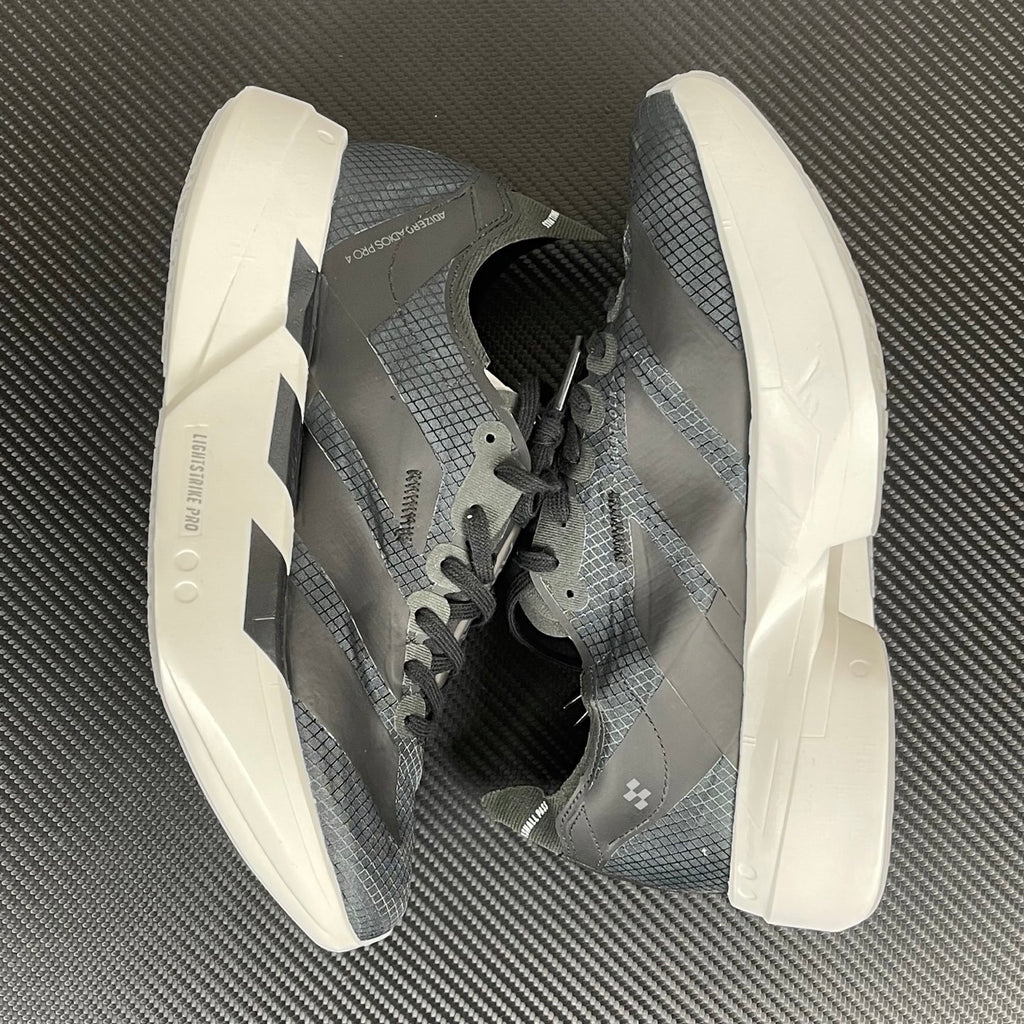 Adizero Adios Pro 4 preto/branco