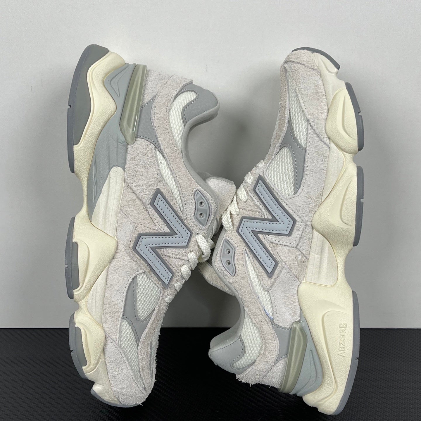 NEW BALANCE 9060 bege