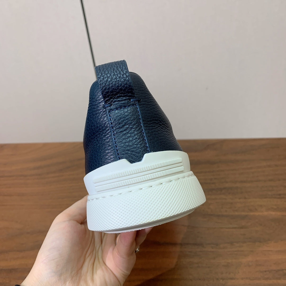 Zegna Triple Stitch em Couro Granulado Azul Marinho