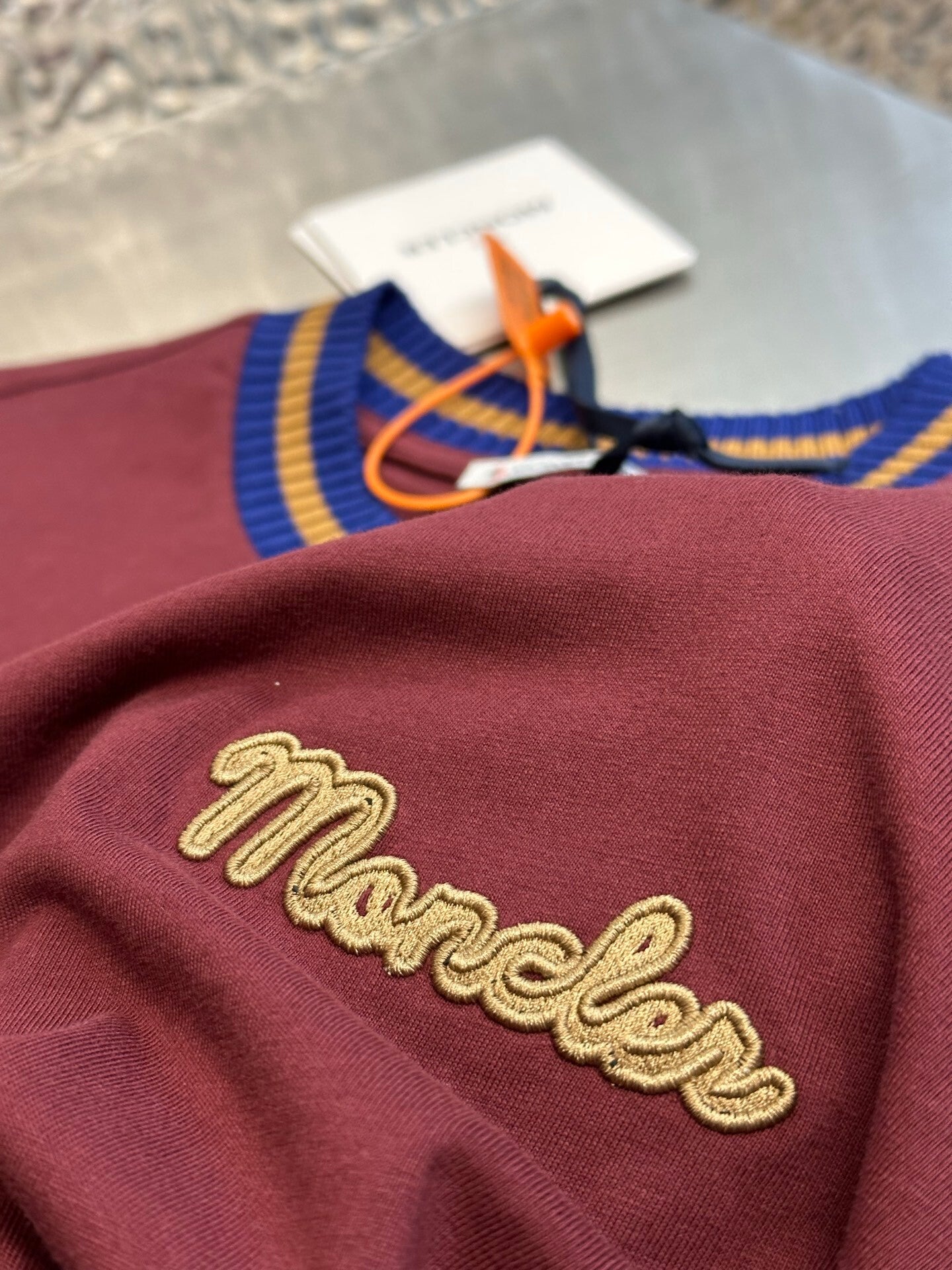 Camiseta Moncler de algodão com logotipo bordado Vermelho