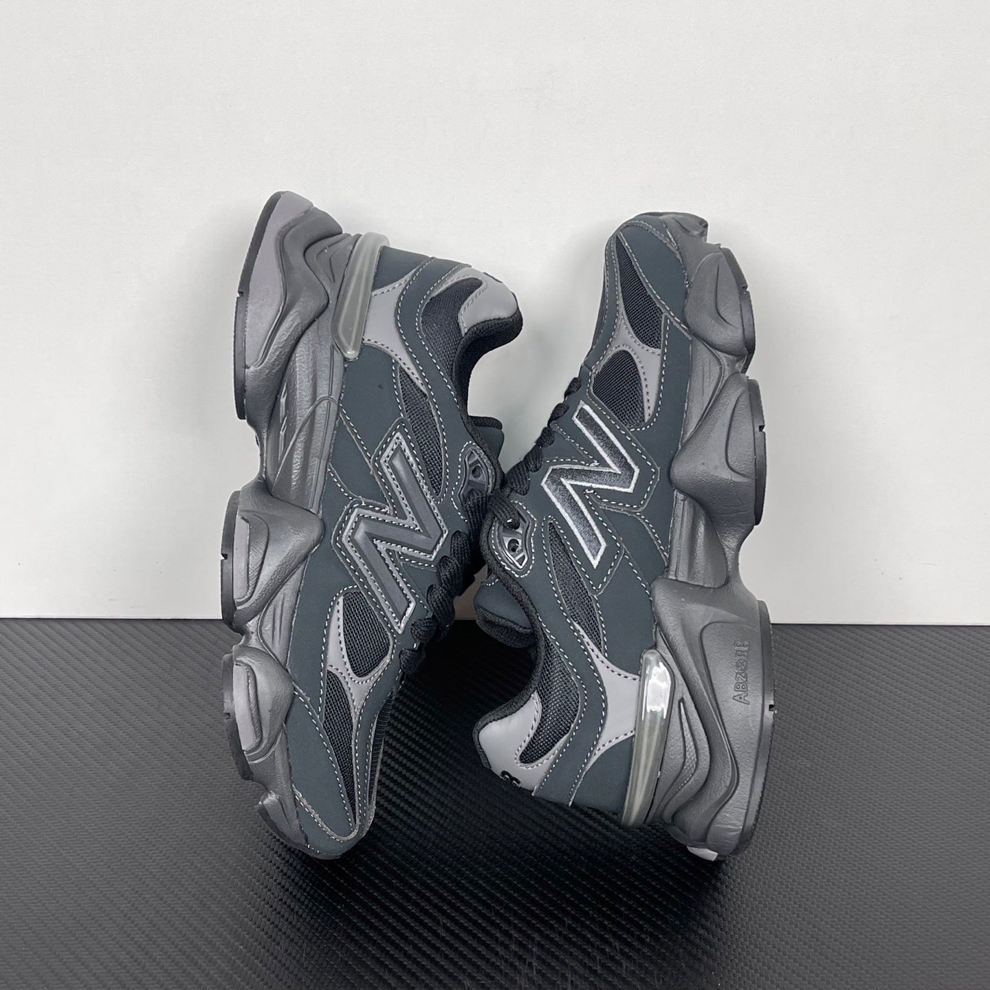 NEW BALANCE 9060 preto/cinza
