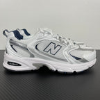NB 530 Branco/Azul marinho