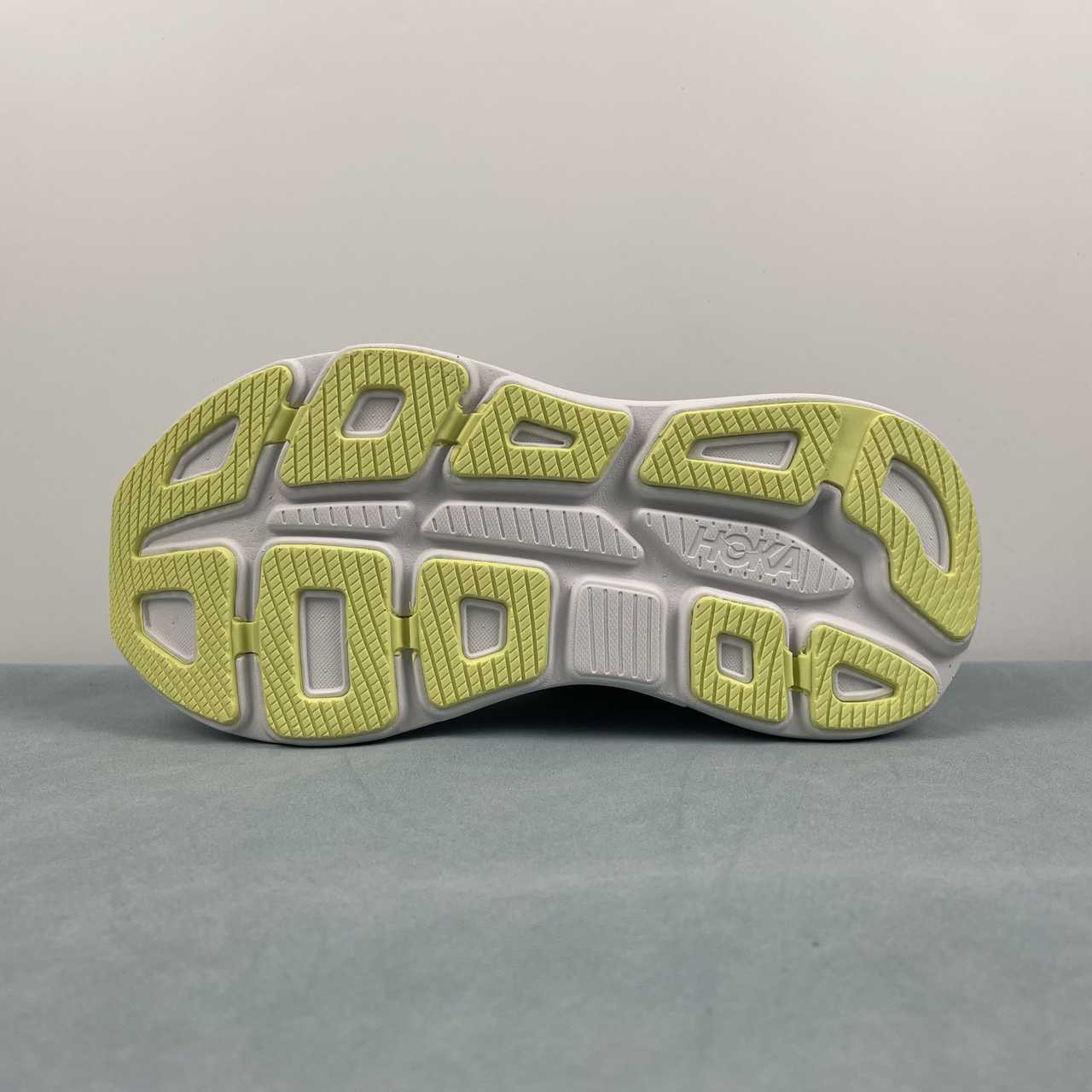 Tênis HOKA One One Bondi 9 Verde/Rosa