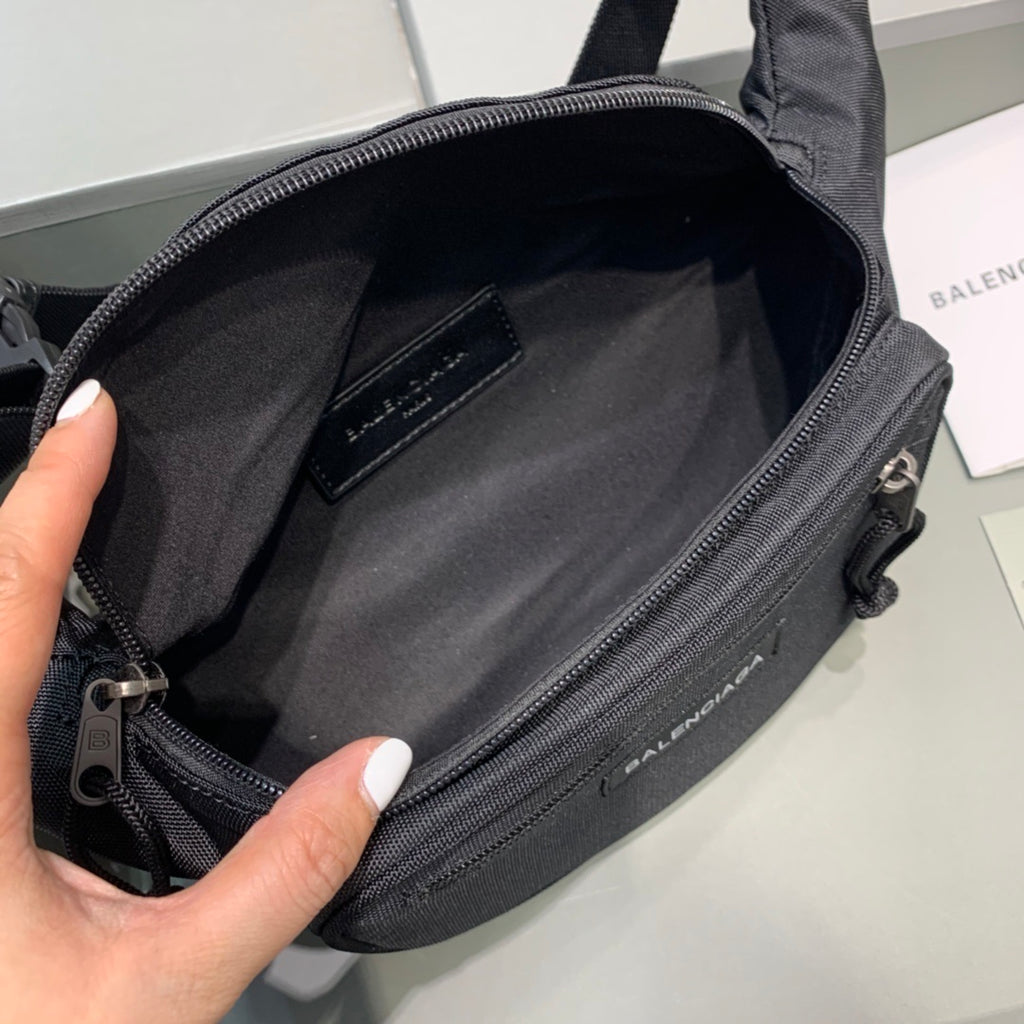 Pochete Balenciaga Explorer com Logo 317x15cm