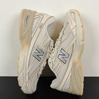 Tênis New Balance NB 740 bege