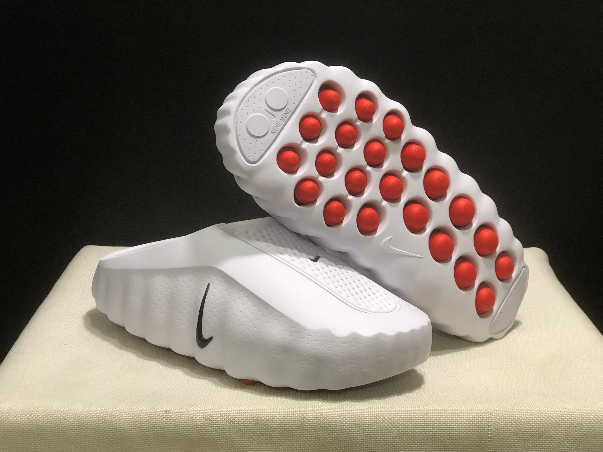 Slide Nike Mind 001 branco