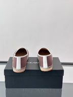 Espadrilhe DG com logo gravado marrom