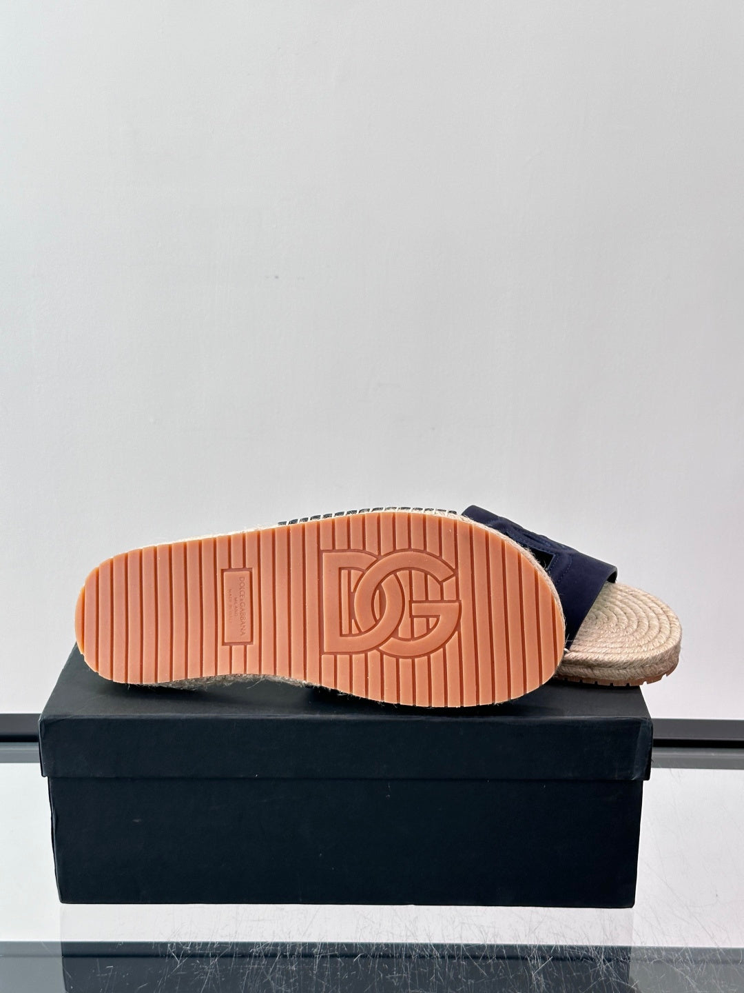 Espadrilhe DG com logo gravado azul camurça