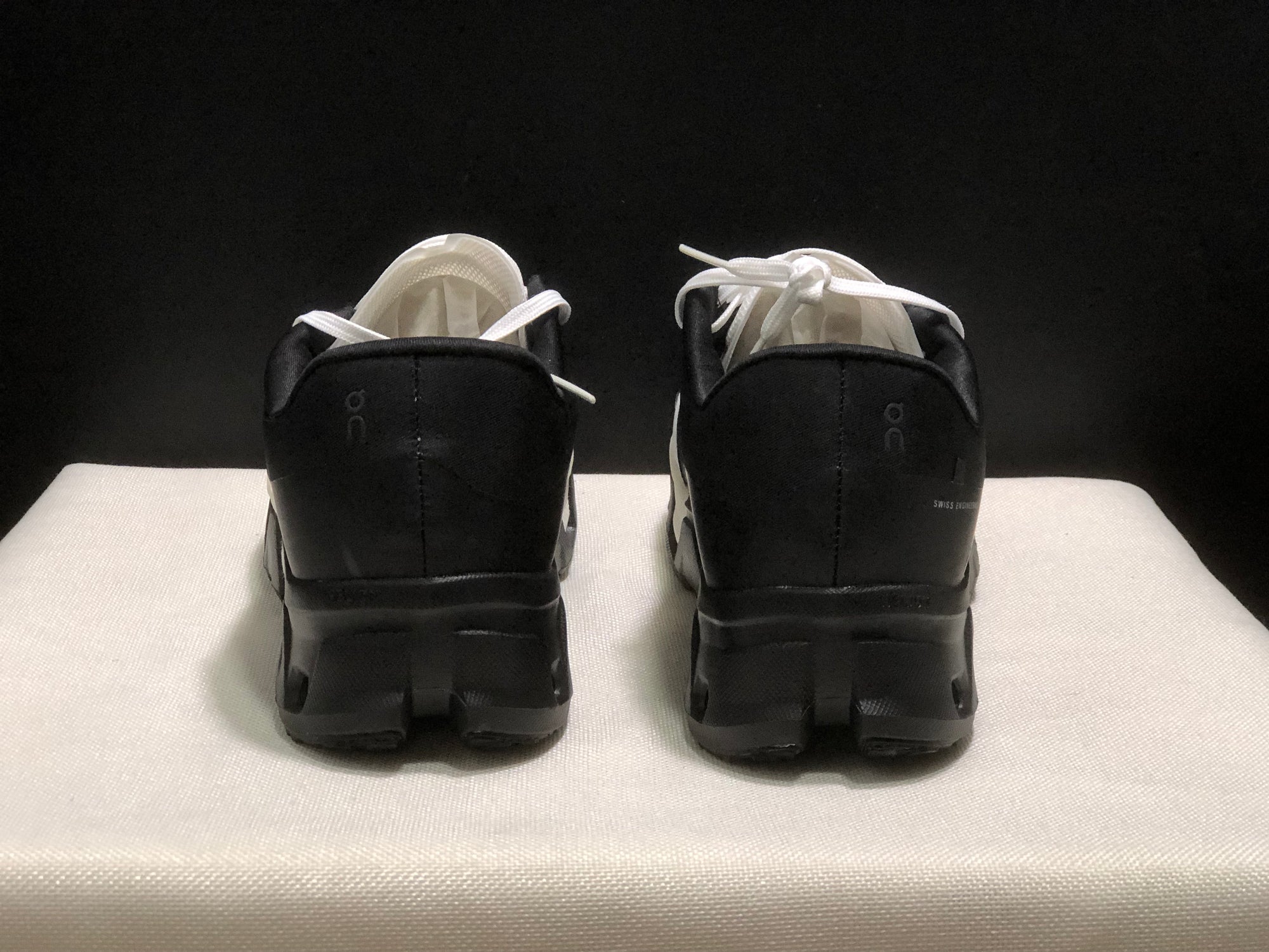 Tênis On Cloudmonster Hyper x PAF Preto/Branco