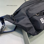 Balenciaga Wheel Logo Embroidered em Nylon 23x5x20cm