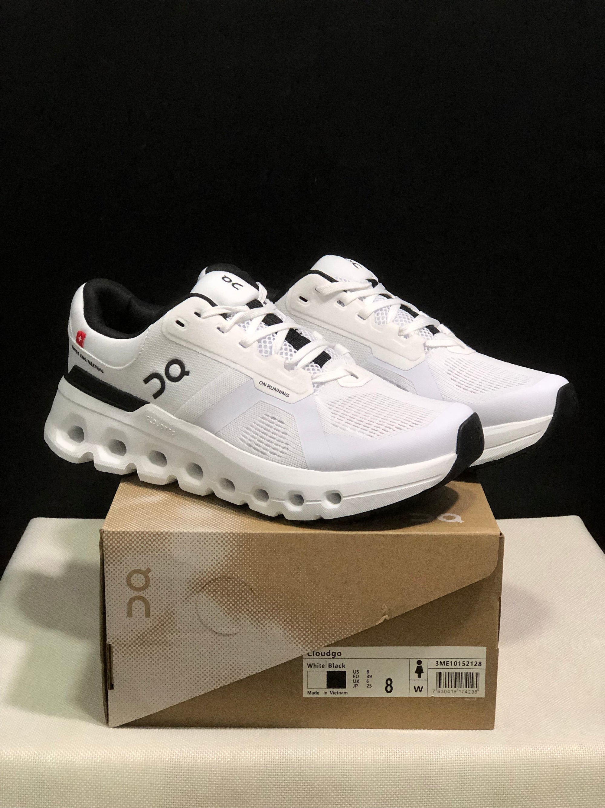 Tênis On Cloudrunner 2 Branco/Preto