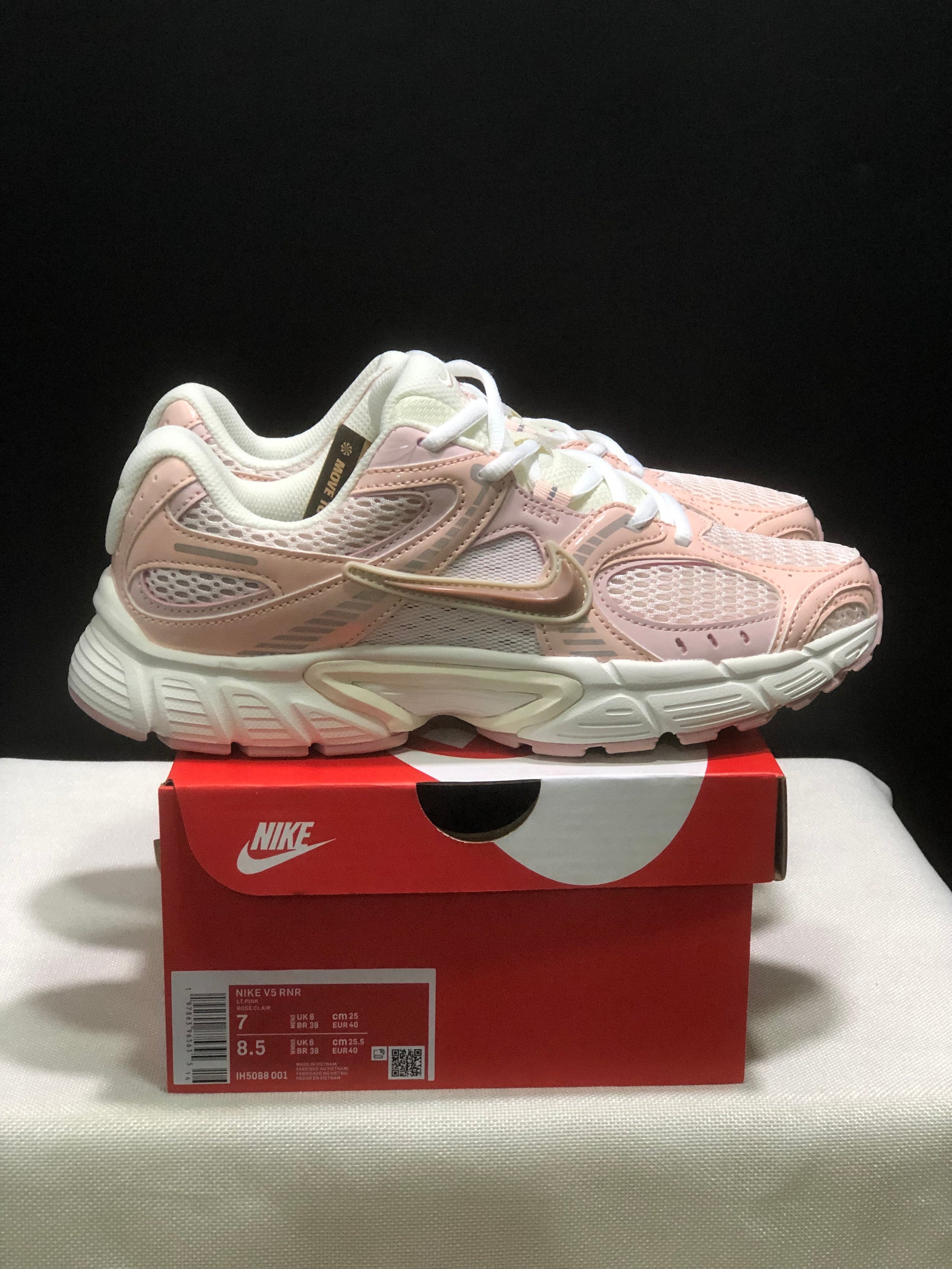 Nike V5 RNR rosa bebe