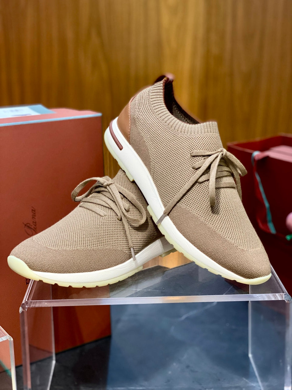 Loro Piana 360 Flexy Walk Bege