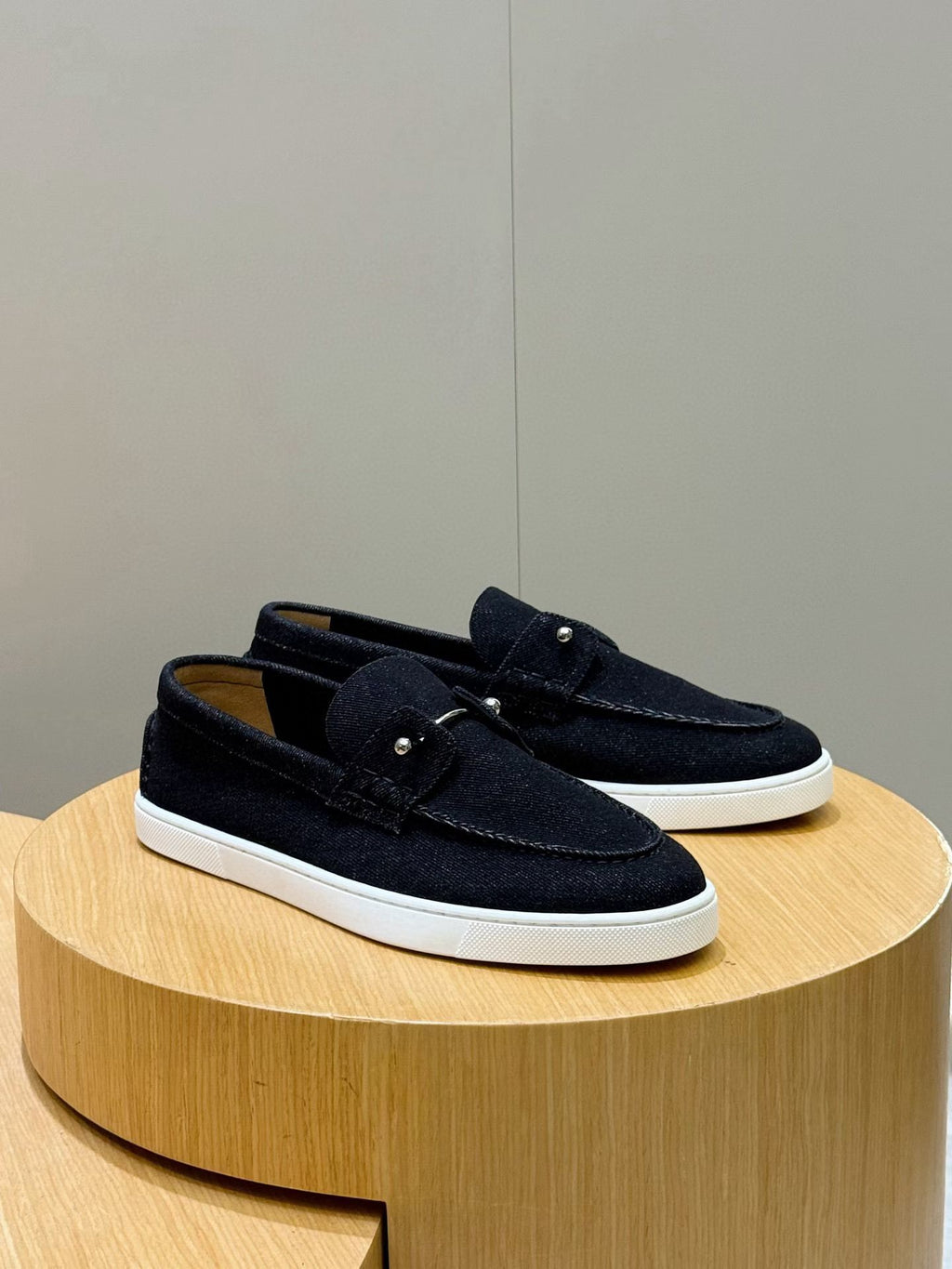 C. Louboutin Mocassim Chambeliboat Preto
