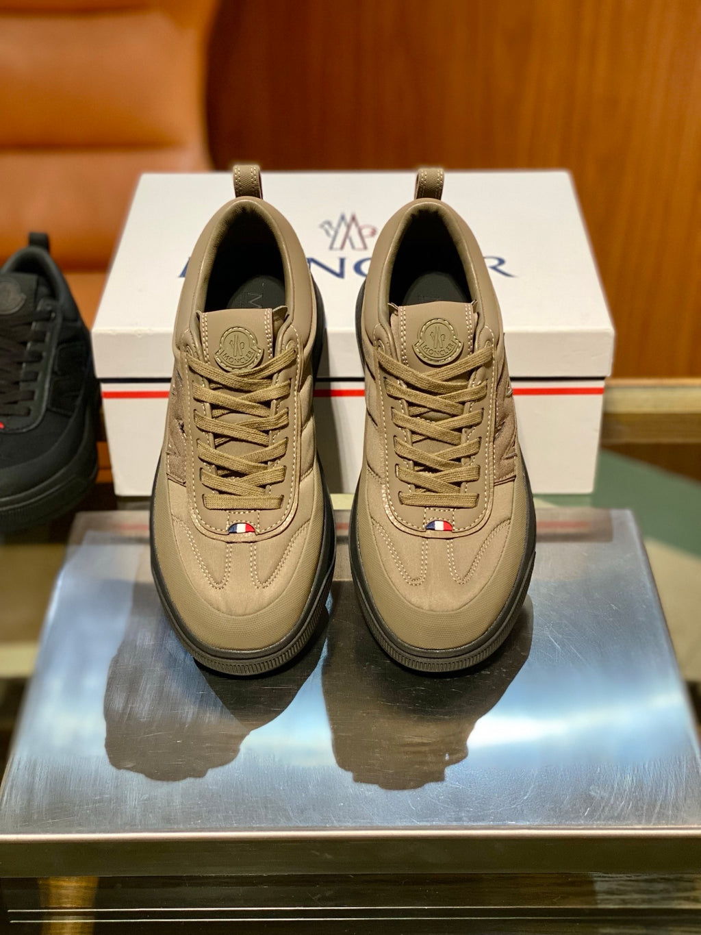 Tênis Moncler Altive Marrom