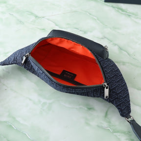 Pochete Dior x KAWS Rider 2.0 39x17x11.5cm