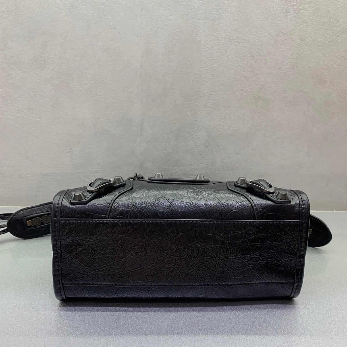 Bolsa Balenciaga Le City Mini 23x10x16cm preta