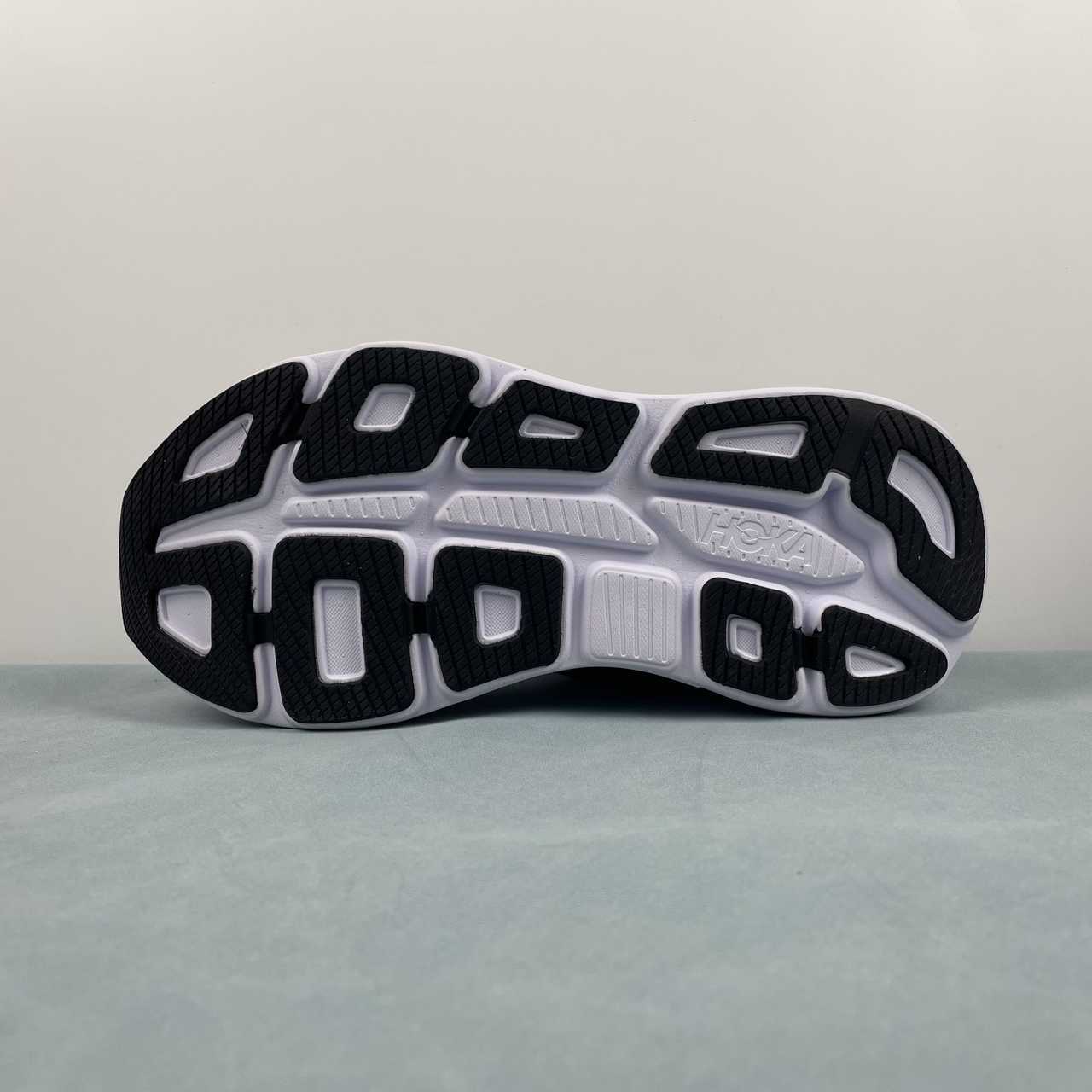 Tênis HOKA One One Bondi 9 Cinza