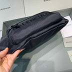 Balenciaga Wheel Logo Embroidered em Nylon 23x5x20cm