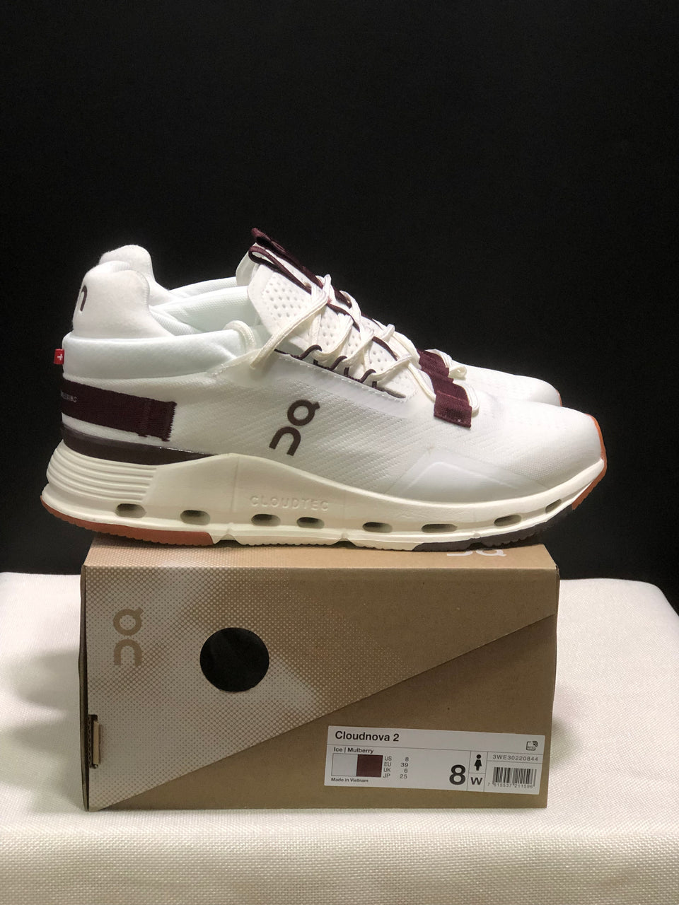 Tênis On Cloudnova 2 Gelo/Bordô