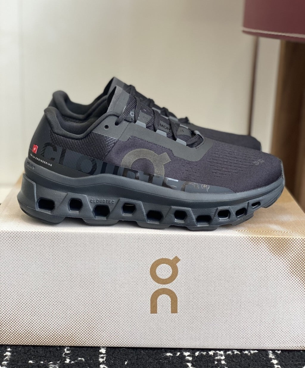 Tênis On Running Cloudmonster Preto