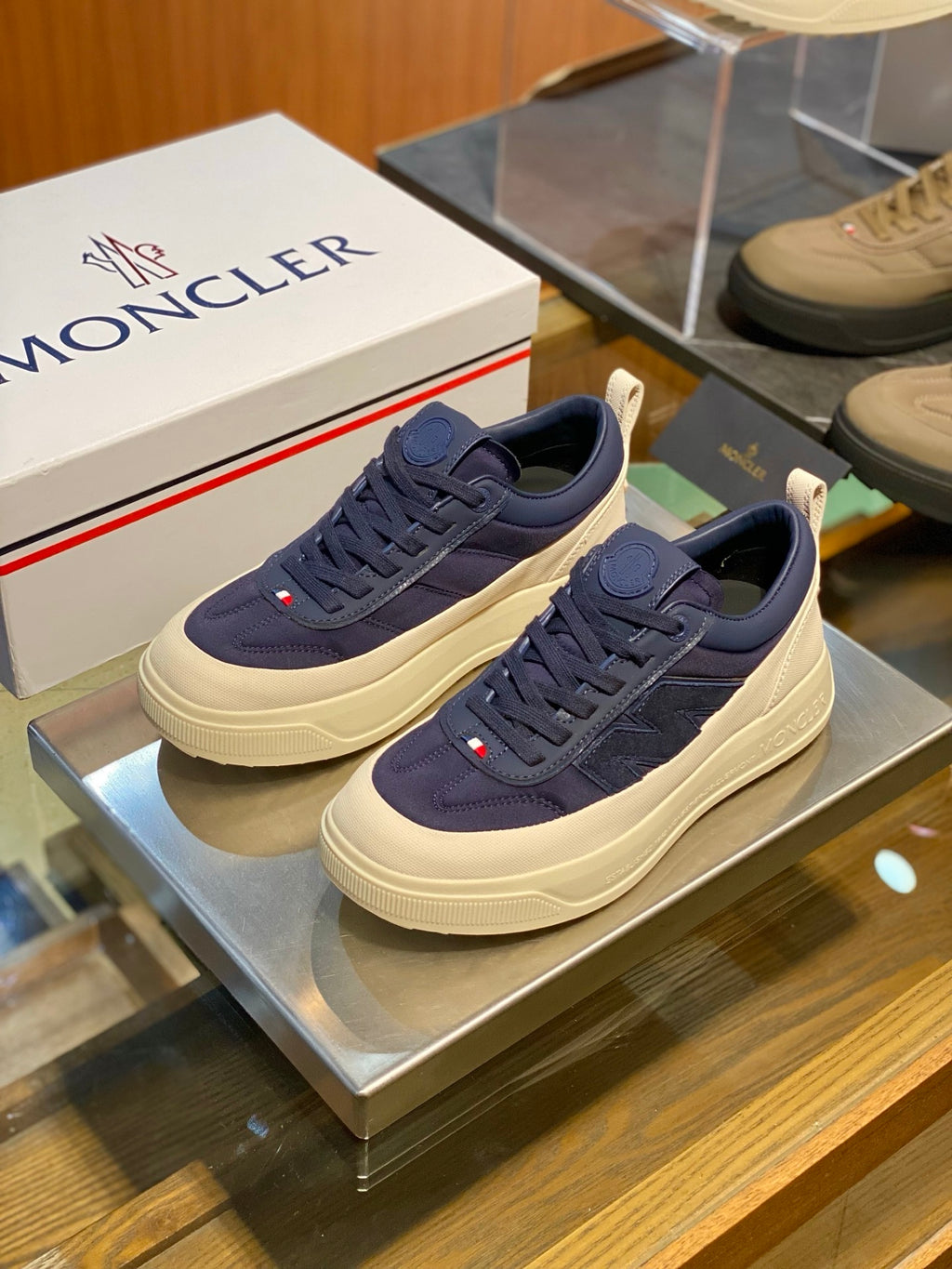 Tênis Moncler Altive Azul Marinho