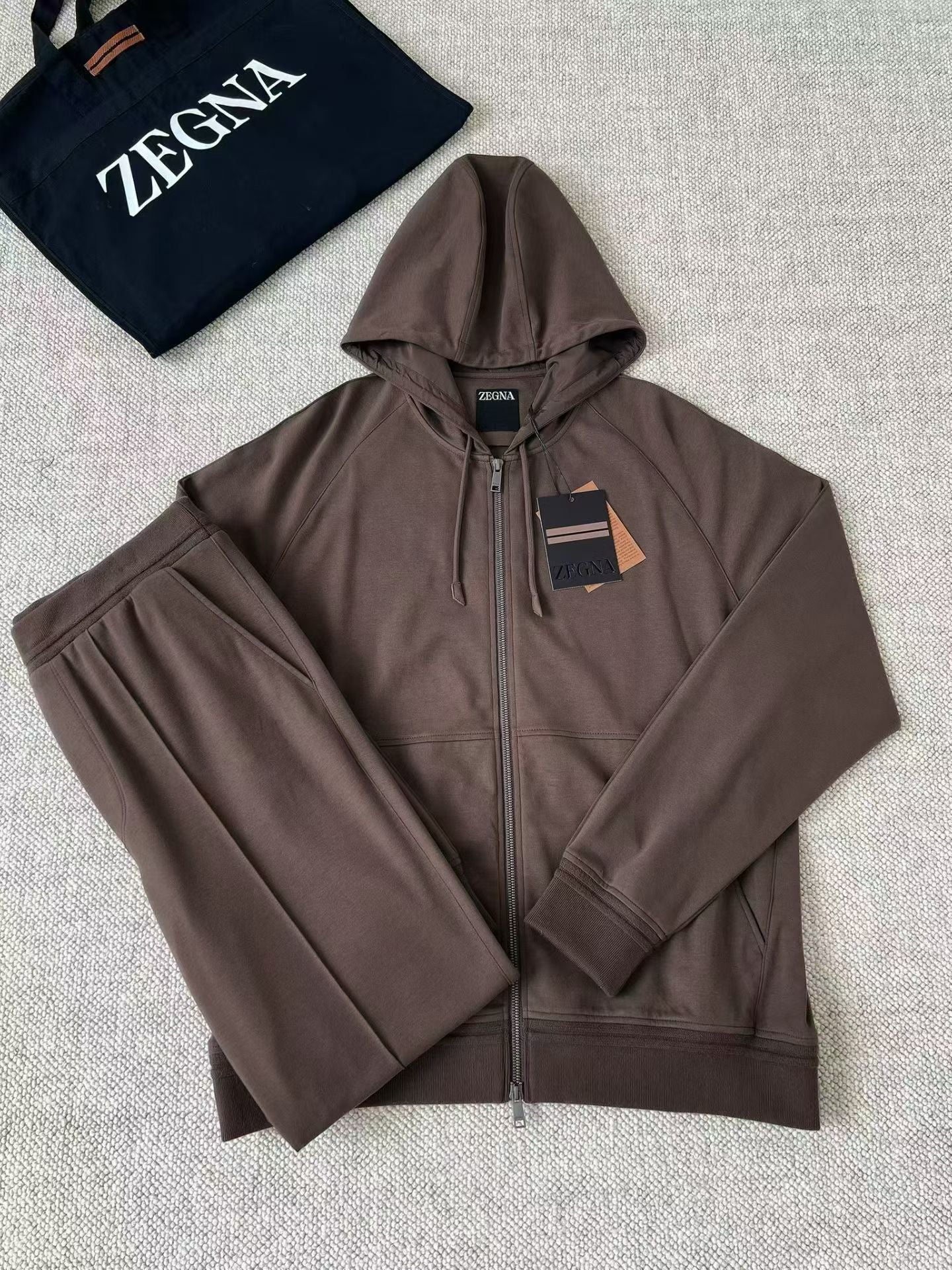 Conjunto Moletom Zegna Marrom