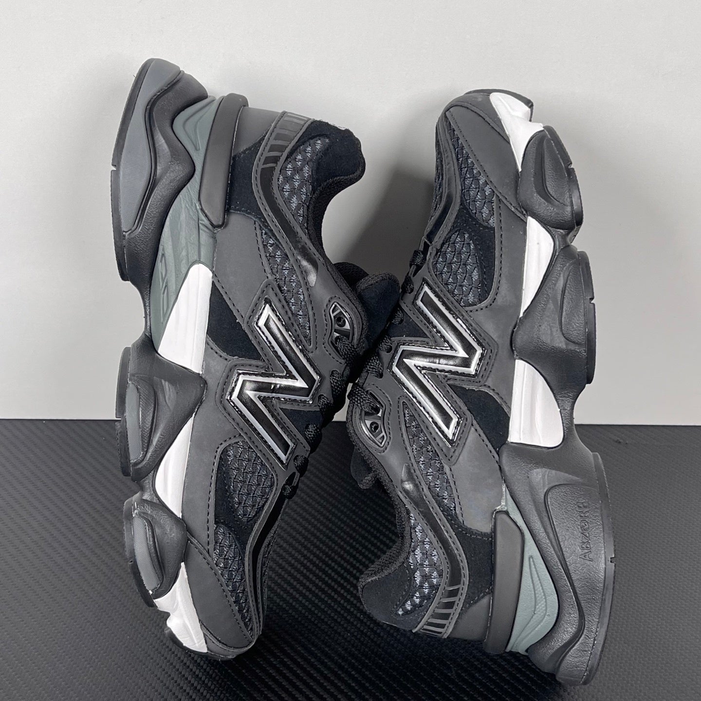 NEW BALANCE 9060 preto