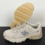 Tênis New Balance NB 740 bege