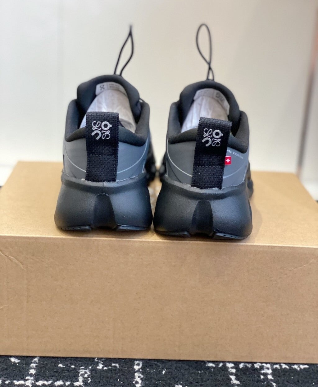 Tênis On Cloudsolo x LOEWE Preto