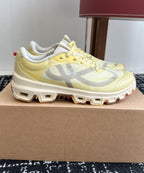Tênis On Cloudventure 2.0 x LOEWE  Amarelo