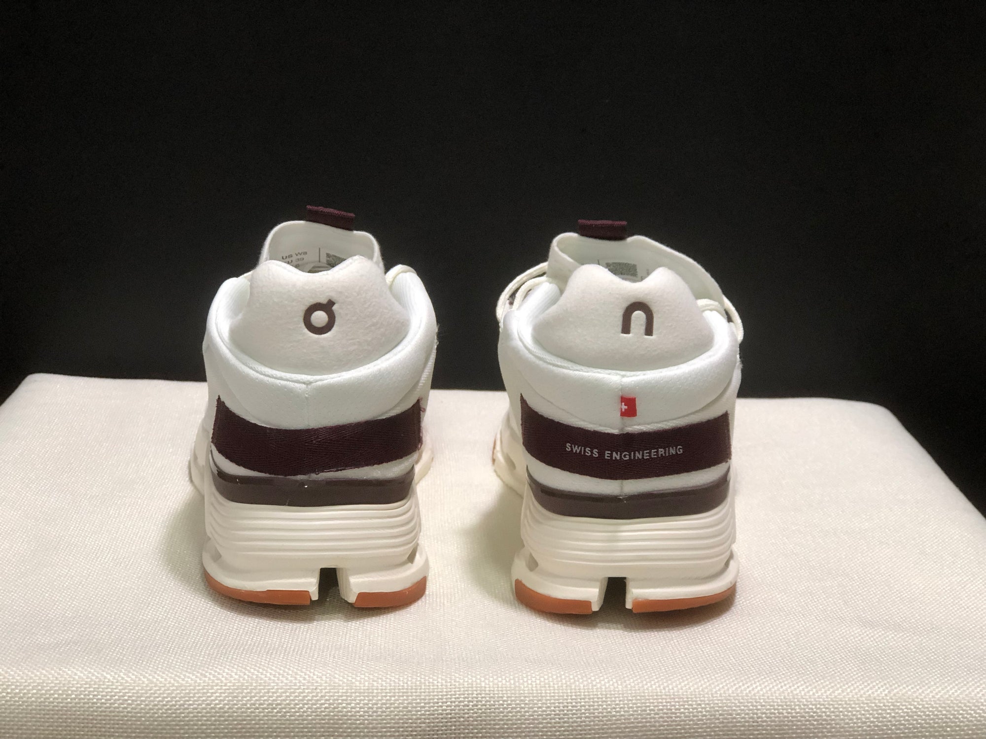 Tênis On Cloudnova 2 Gelo/Bordô