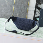 Pochete Dior x KAWS Rider 2.0 39x17x11.5cm