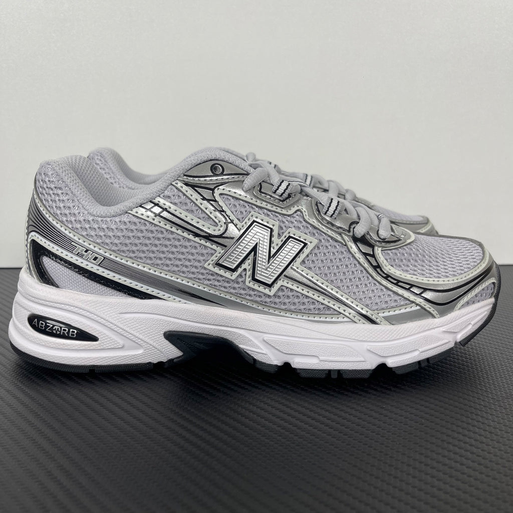 Tênis New Balance NB 740 cinza/prata