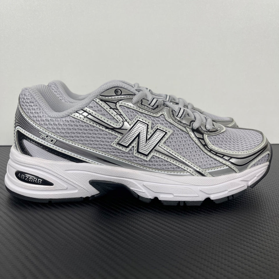 Tênis New Balance NB 740 cinza/prata