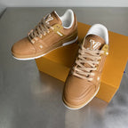 Tênis Louis Vuitton Trainer Marrom Damier em relevo