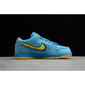 GRATEFUL DEAD X SB DUNK LOW BLUE BEAR