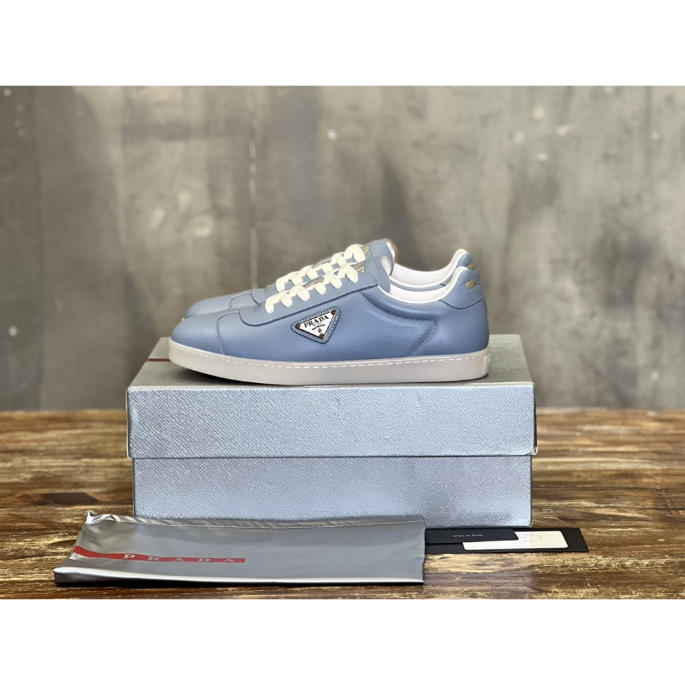 Prada Tênis de Couro com Logo Azul