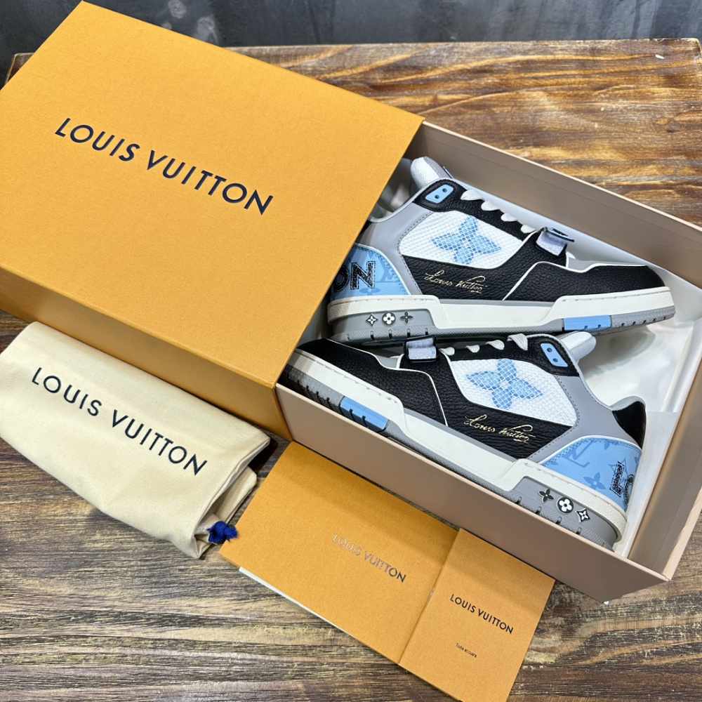 Tênis Louis Vuitton LV Trainer Monogram Azul/Cinza