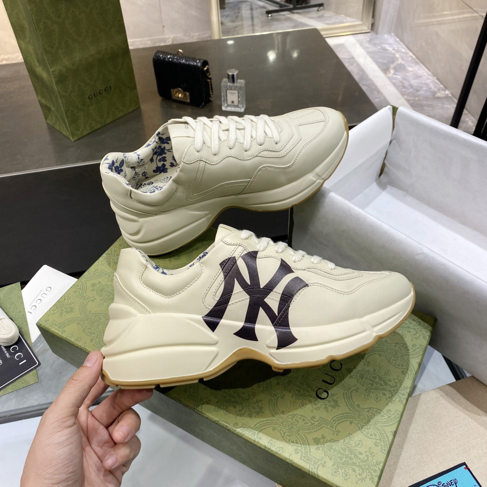 Gucci Rhyton Tênis cano baixo