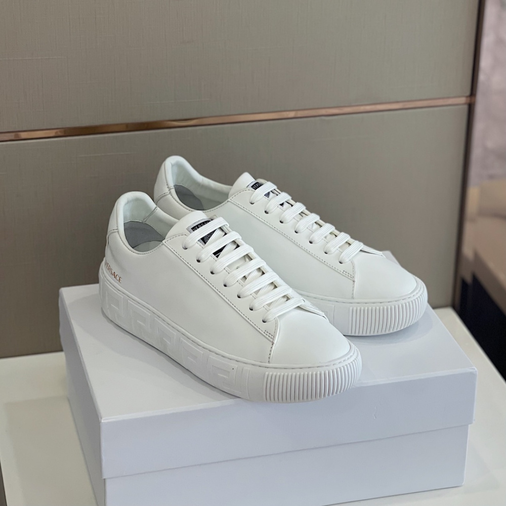 Tênis Versace Embroidered Greca Branco