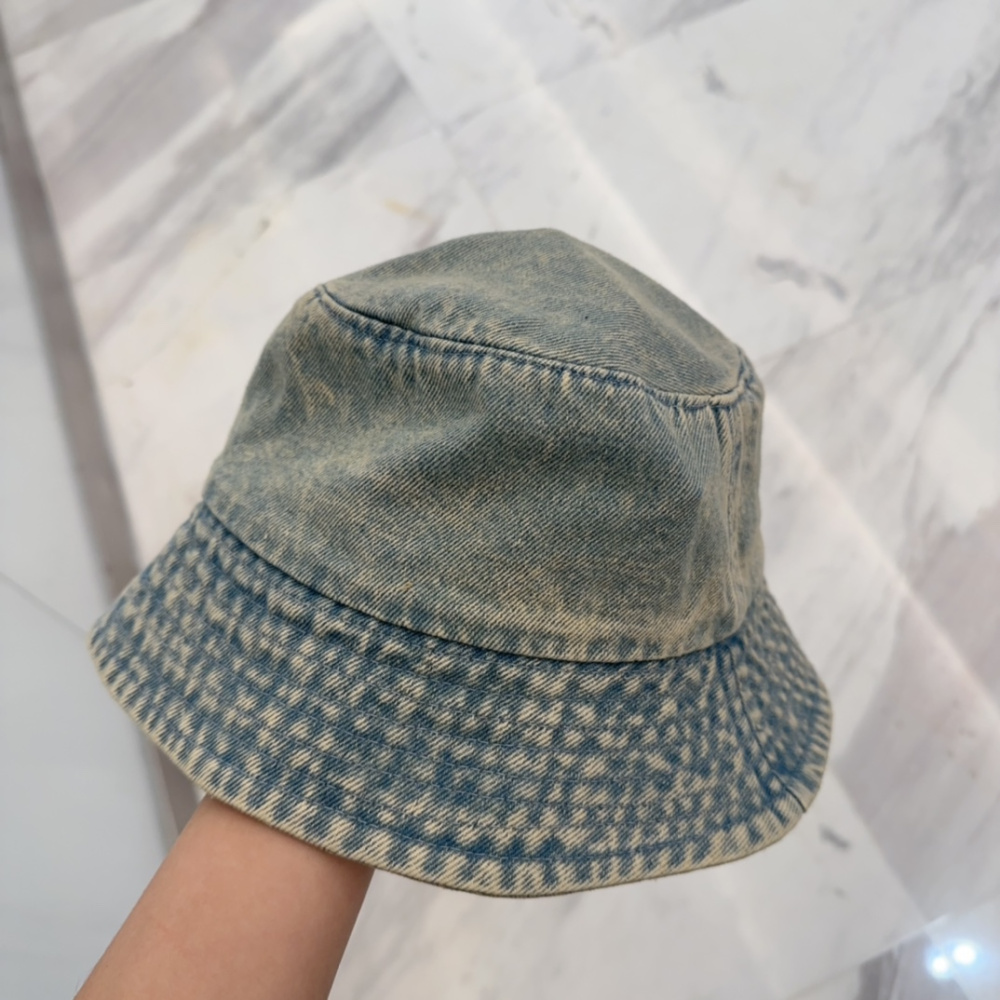 Chapéu Bucket Celine Triomphe Jeans Washed