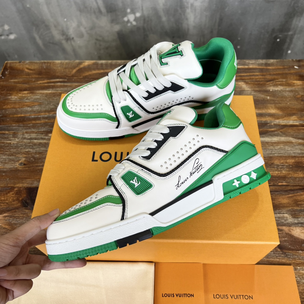 Louis Vuitton Trainer Verde