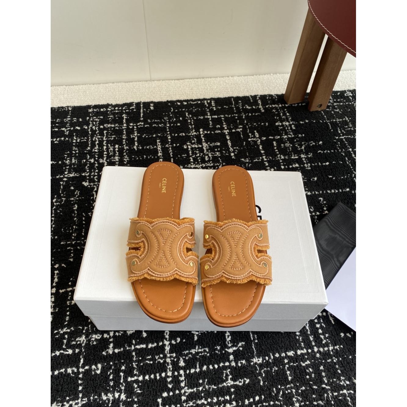 Sandália Celine Marina Finged Mule Marrom Camelo