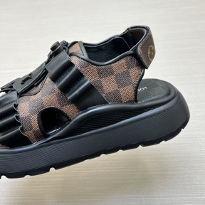 Chinelo Slide Louis Vuitton LV Flatform Chameleon Ébène Sandália