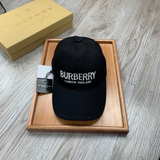 Boné Burberry London England Preto